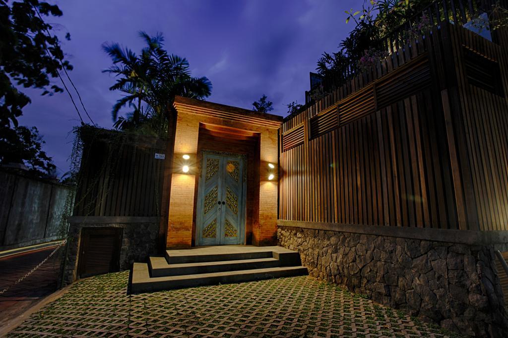 Villa The Poh Jimbaran Exterior foto